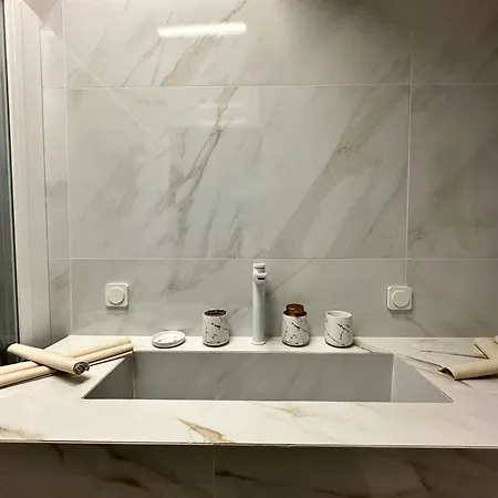 Apartment Four Seasons - The Crown Thessaloniki