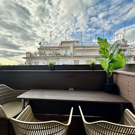 Four Seasons - The Crown * Thessaloniki